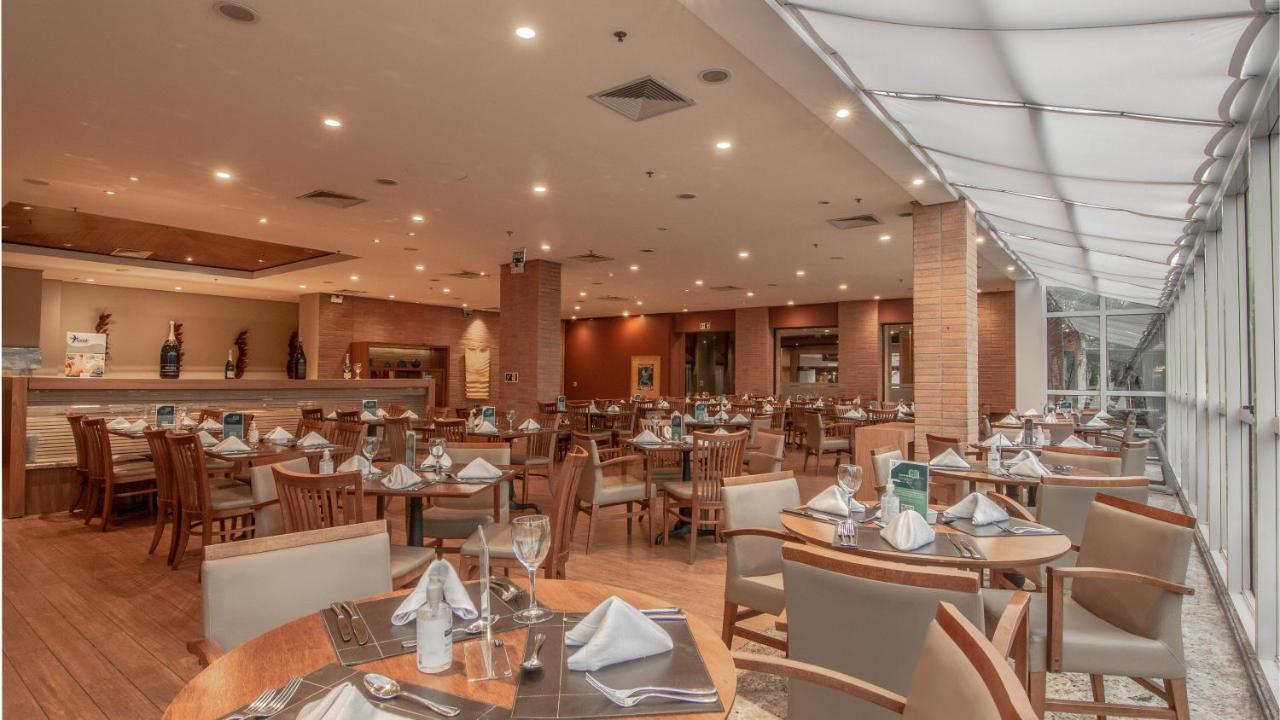 Hotel Deville Prime Porto Alegre Dış mekan fotoğraf The restaurant